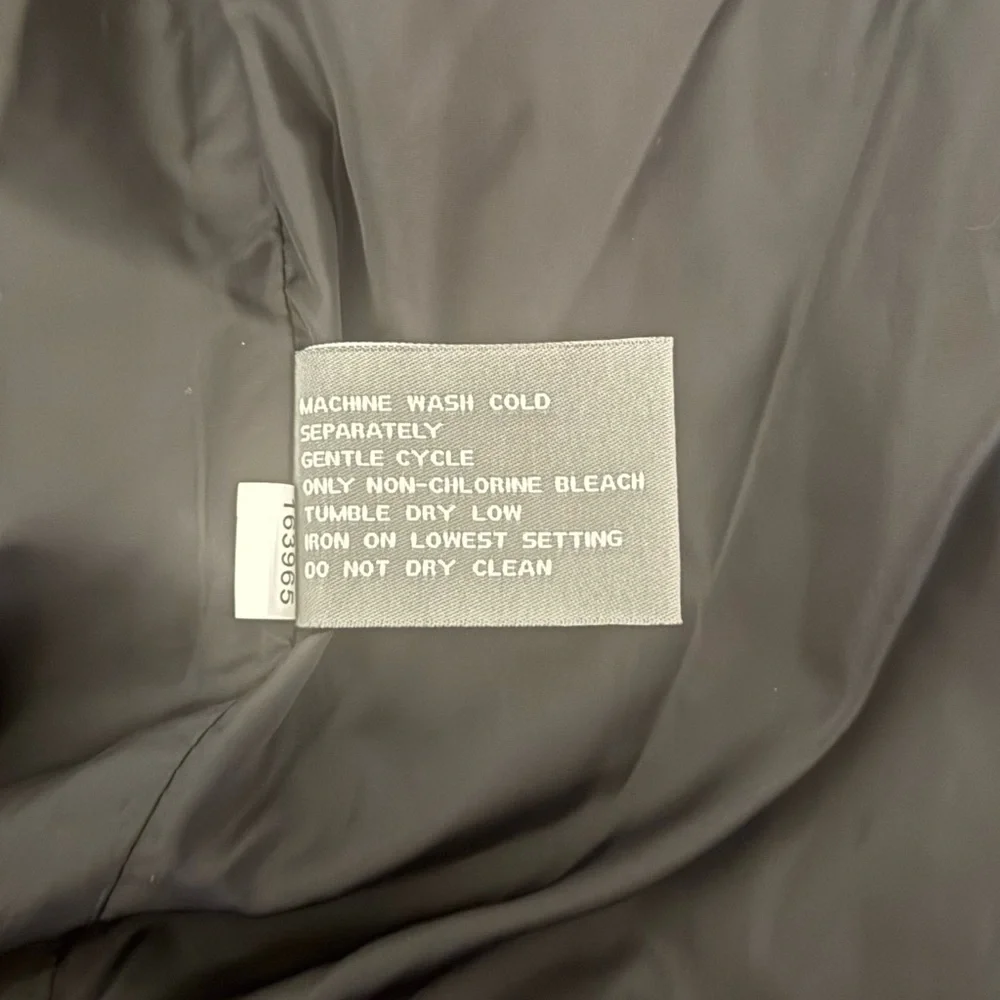 Michael Kors Black Puffer Jacket (M) - Picture 6 of 10